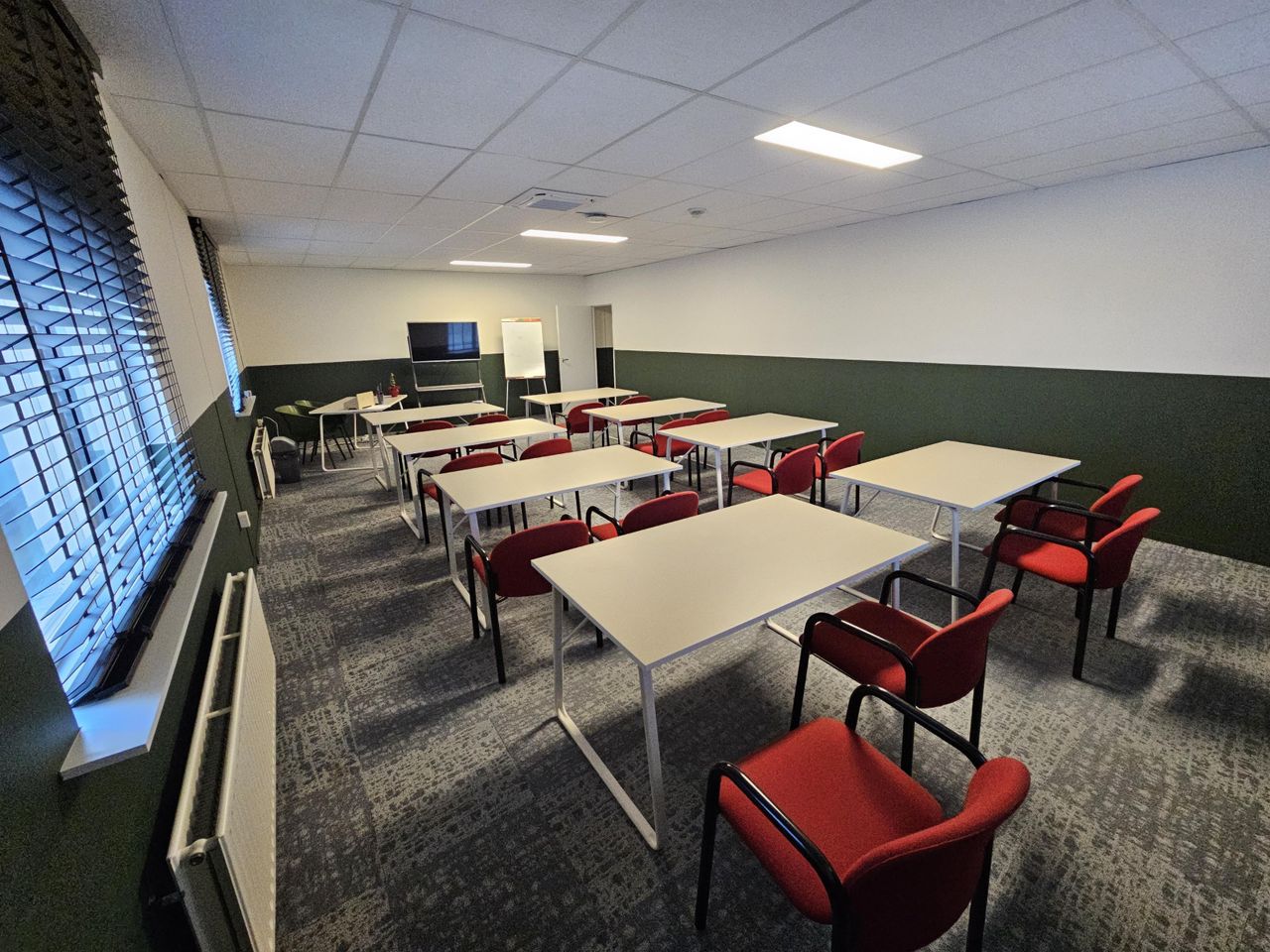 Breda  Trainingsruimtes Weidehek 83 image 0