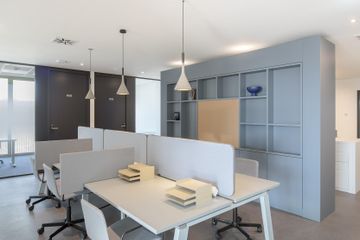 Konstanz Coworking Business center Regus Constantia Blue image 0