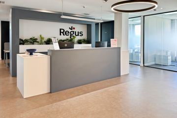 Konstanz Coworking Bedrijvencentrum Regus Constantia Blue image 4