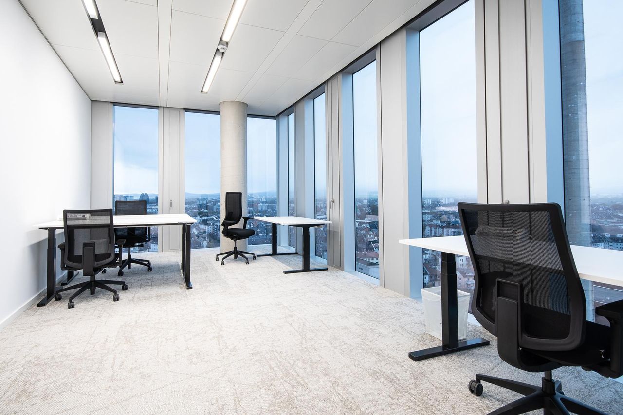 Frankfurt am Main Mobiles Arbeiten Coworking spaces Rivvers Frankfurt Senckenberg Turm - (ehem. SleevesUp!) image 6