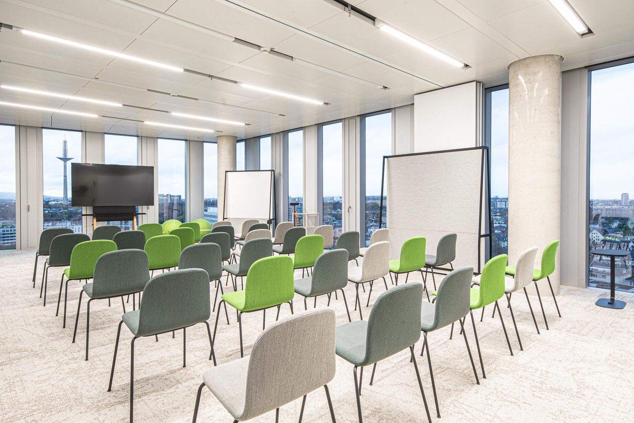 Frankfurt am Main Mobiles Arbeiten Coworking spaces Rivvers Frankfurt Senckenberg Turm - (ehem. SleevesUp!) image 7