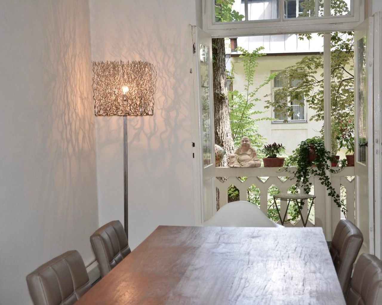 München Kundengespräch Business Center I-Love-Energy image 28