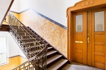 München Kundengespräch Business Center I-Love-Energy image 1