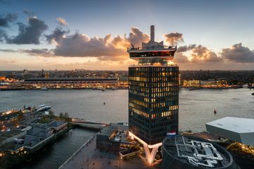 Amsterdam Creatieve vergadering Unusual venue A'DAM&Co.work image 0