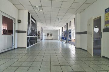 Rest of the World   Seminarraum image 4