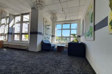 Rest of the World   Seminarraum image 5