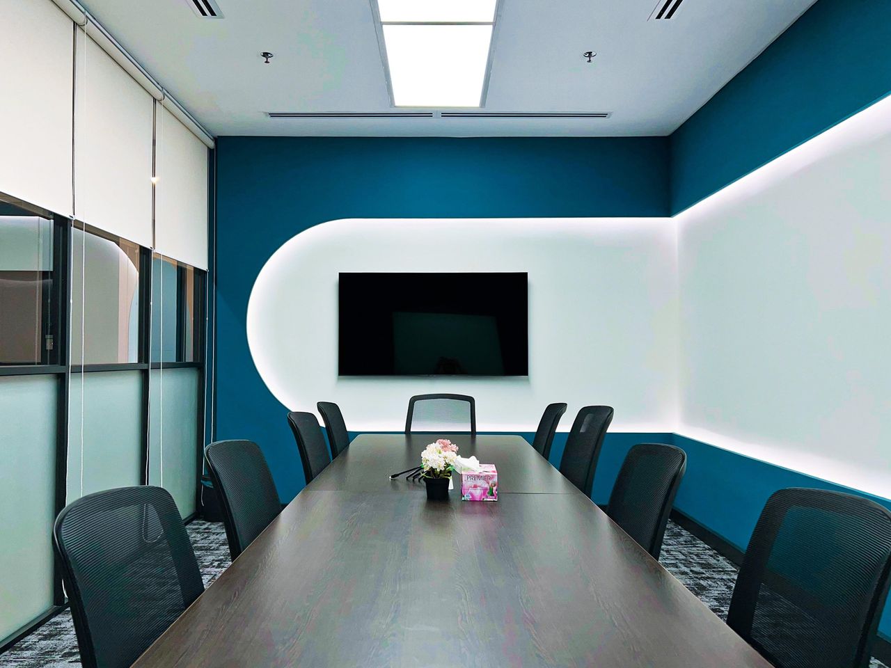 Kuala Lumpur  Office desk WORQ Bangsar image 9