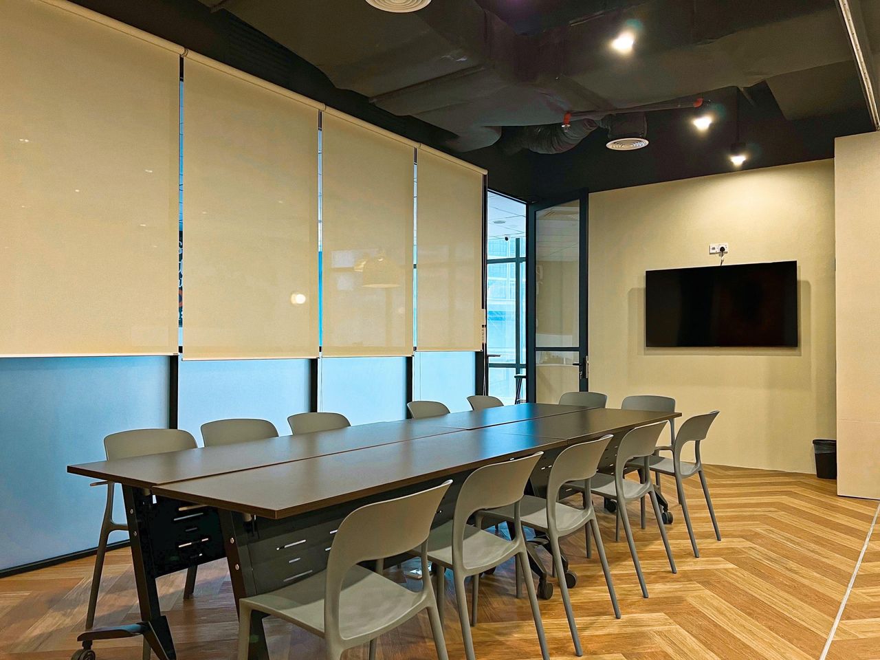 Kuala Lumpur  Office desk WORQ Bangsar image 10