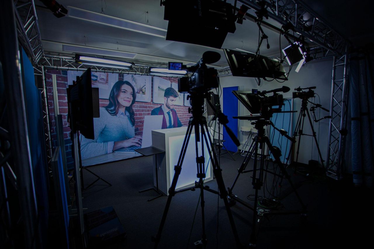 München Präsentation Filmstudio creakom.tv Videostudio München image 0