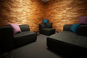 München Präsentation Filmstudio creakom.tv Videostudio München image 6