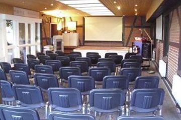 Rest der Welt   IQBAL-Hütte Saalvermietung & Wellness-Location image 1