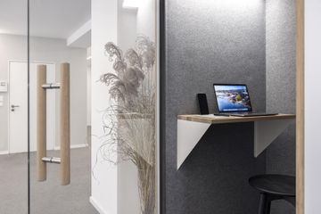 München Mobiles Arbeiten Büros auf Zeit Private Office im Munich City Office image 4