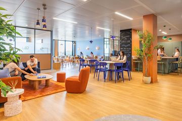 Rest der Welt Client Meeting Meetingraum Work and Share Val de Fontenay image 1