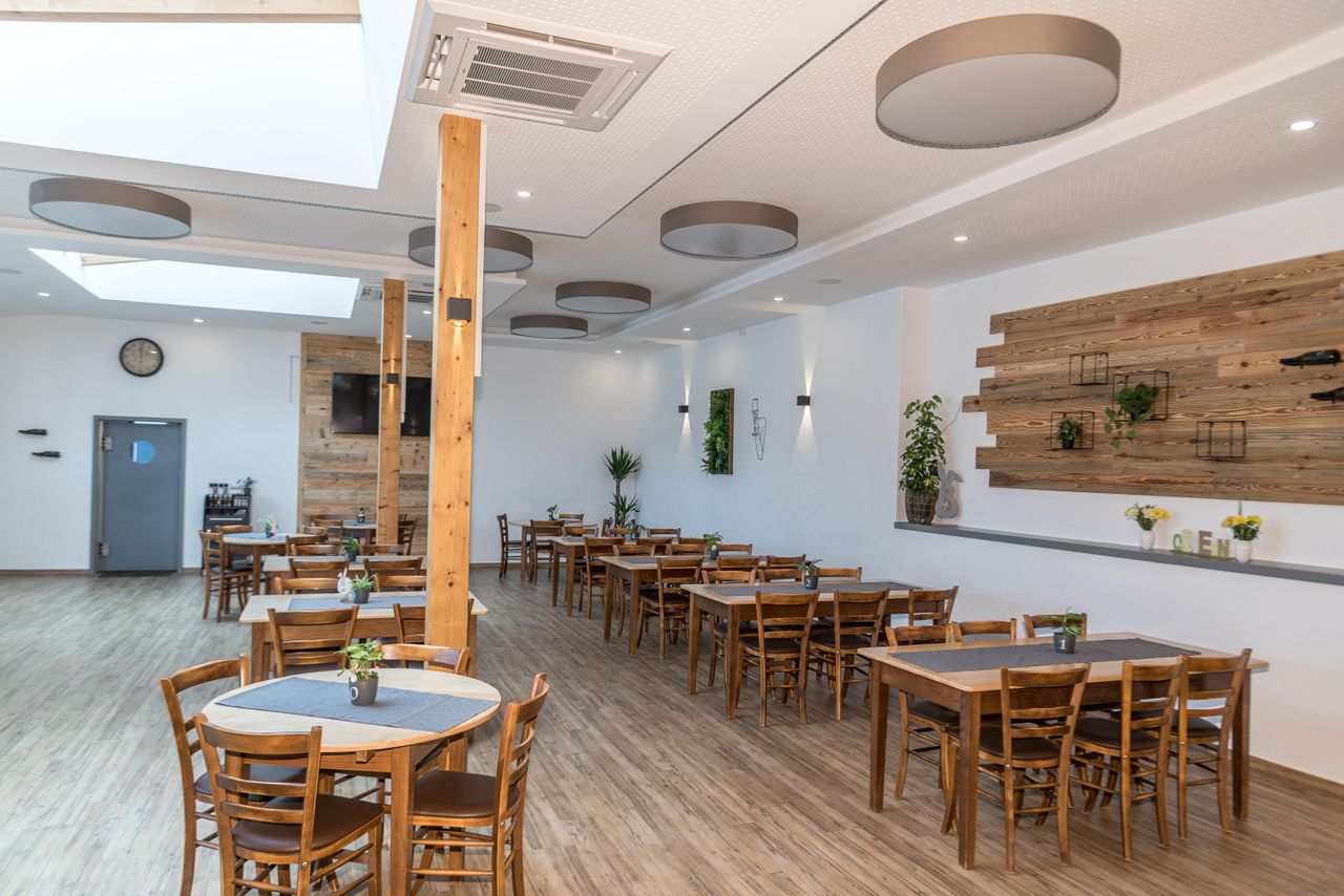 Rest of the World   Weintreff Gunzenhauser image 2