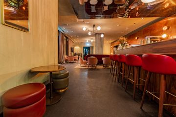 Berlin Christmas Party Bar  image 0