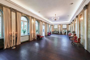 Berlin  Festsaal  image 0