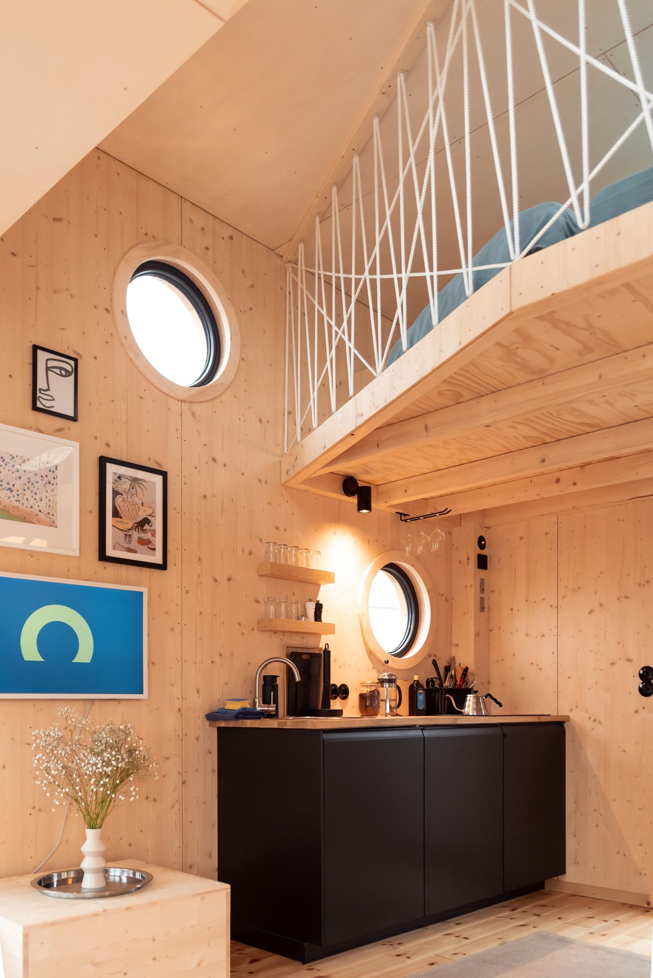 Hamburg   Hausboot OFF image 10