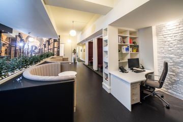 Hamburg  Boardrooms Satellite Office - Gutruf Haus - Neuer Wall/Jungfernstieg image 3