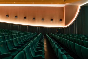 Berlin  Corporate event spaces Colosseum Kino image 16