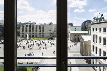 Berlin  Business Center  image 7