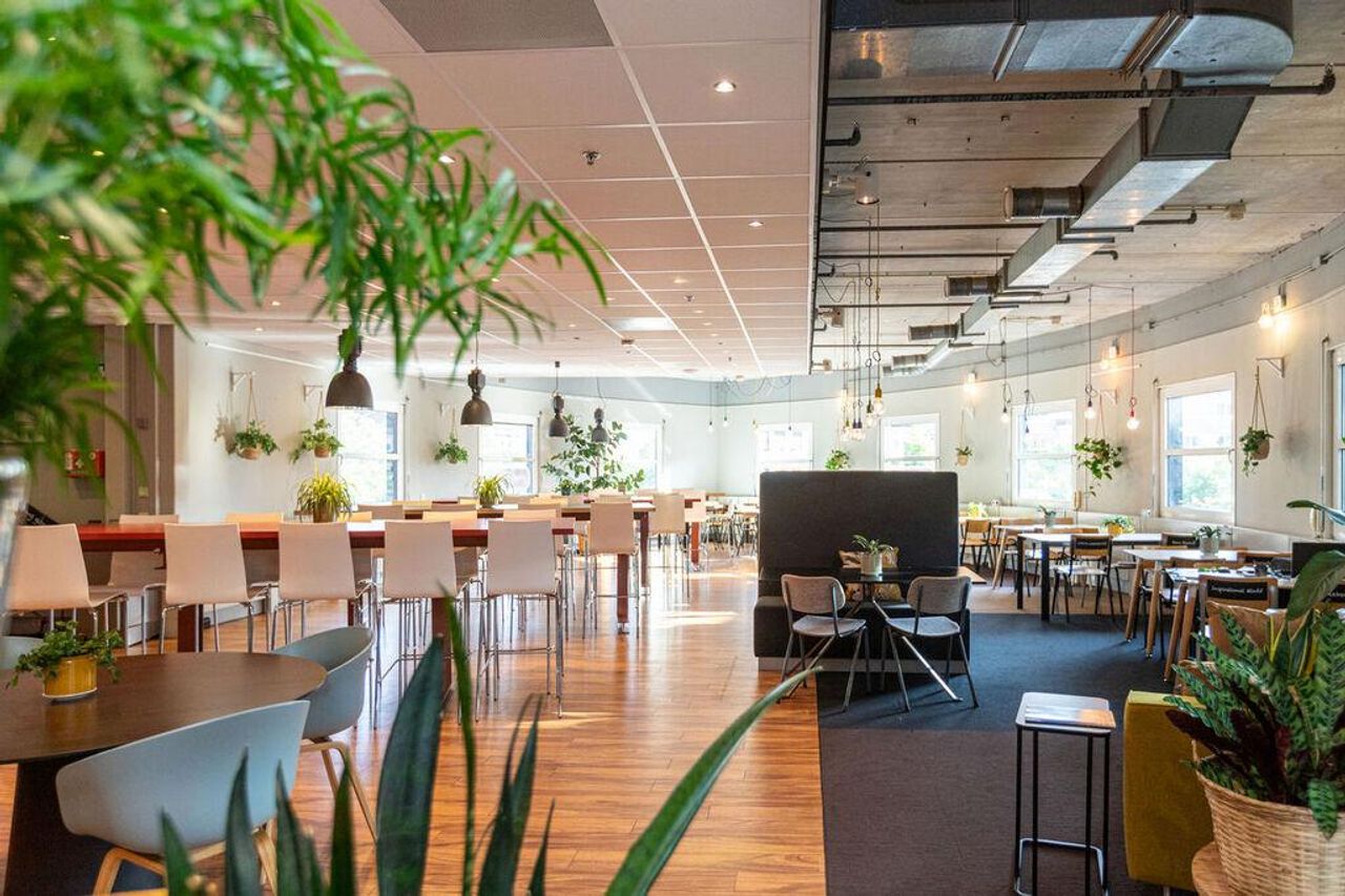 Amersfoort Mobiel Werken Arbeitsplatz people@places Amersfoort Centraal Station image 3
