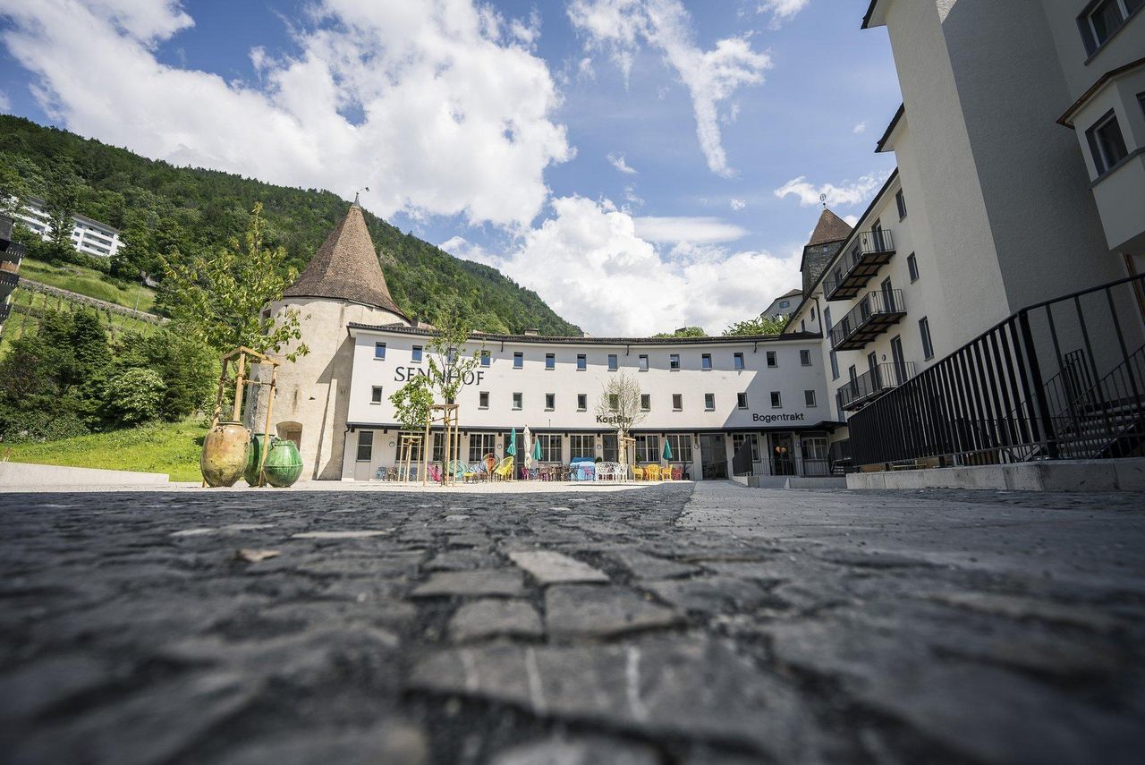 Chur   Bogentrakt SENNHOF image 3