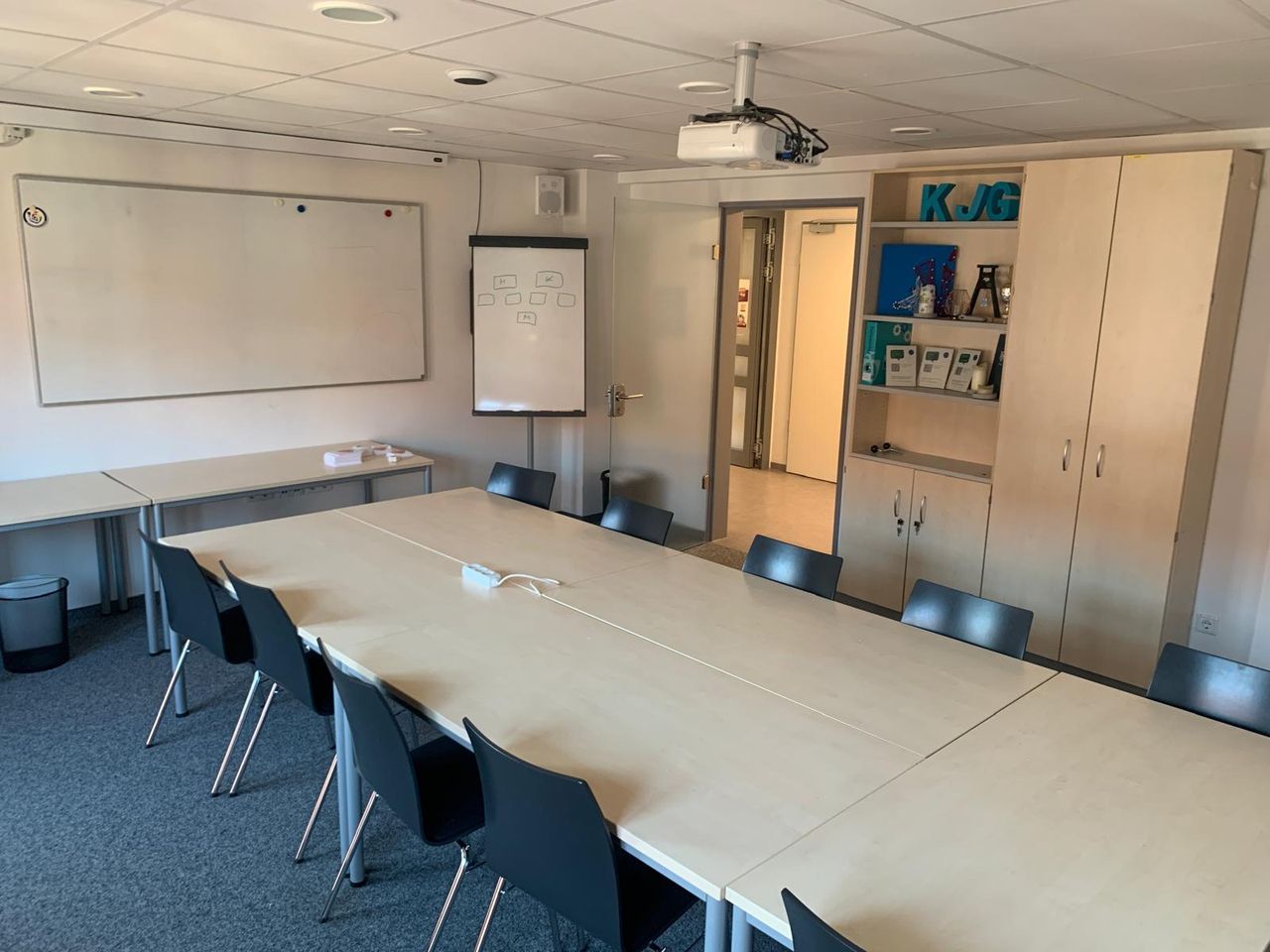 Münster Coworking Conference room KjG Diözesanstelle Münster Tagungsraum image 4