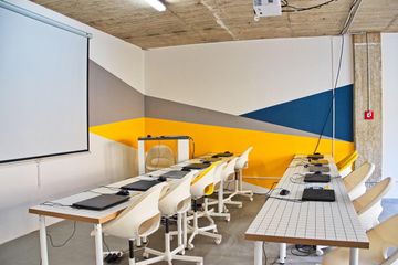 Rest van de wereld   IT-Schule KIBERone image 2