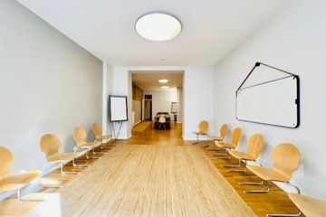 Berlin Mobiles Arbeiten Seminar room Coaching & Seminare Therapie Augentraining Christburger image 0