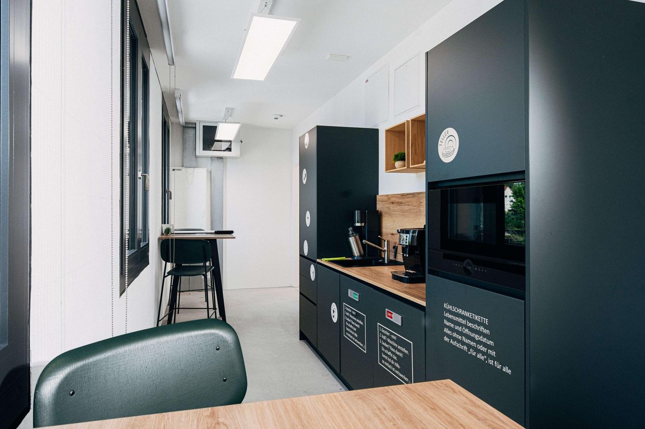 Heidelberg  Coworking spaces Rivvers Heidelberg Betriebswerk - (ehem. SleevesUp!) image 4