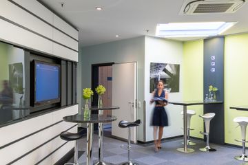 Munich Offsite-Meeting Training room Seminarzentrum an der Hackerbrücke image 0