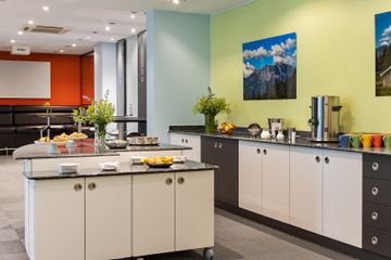 Munich Offsite-Meeting Training room Seminarzentrum an der Hackerbrücke image 2