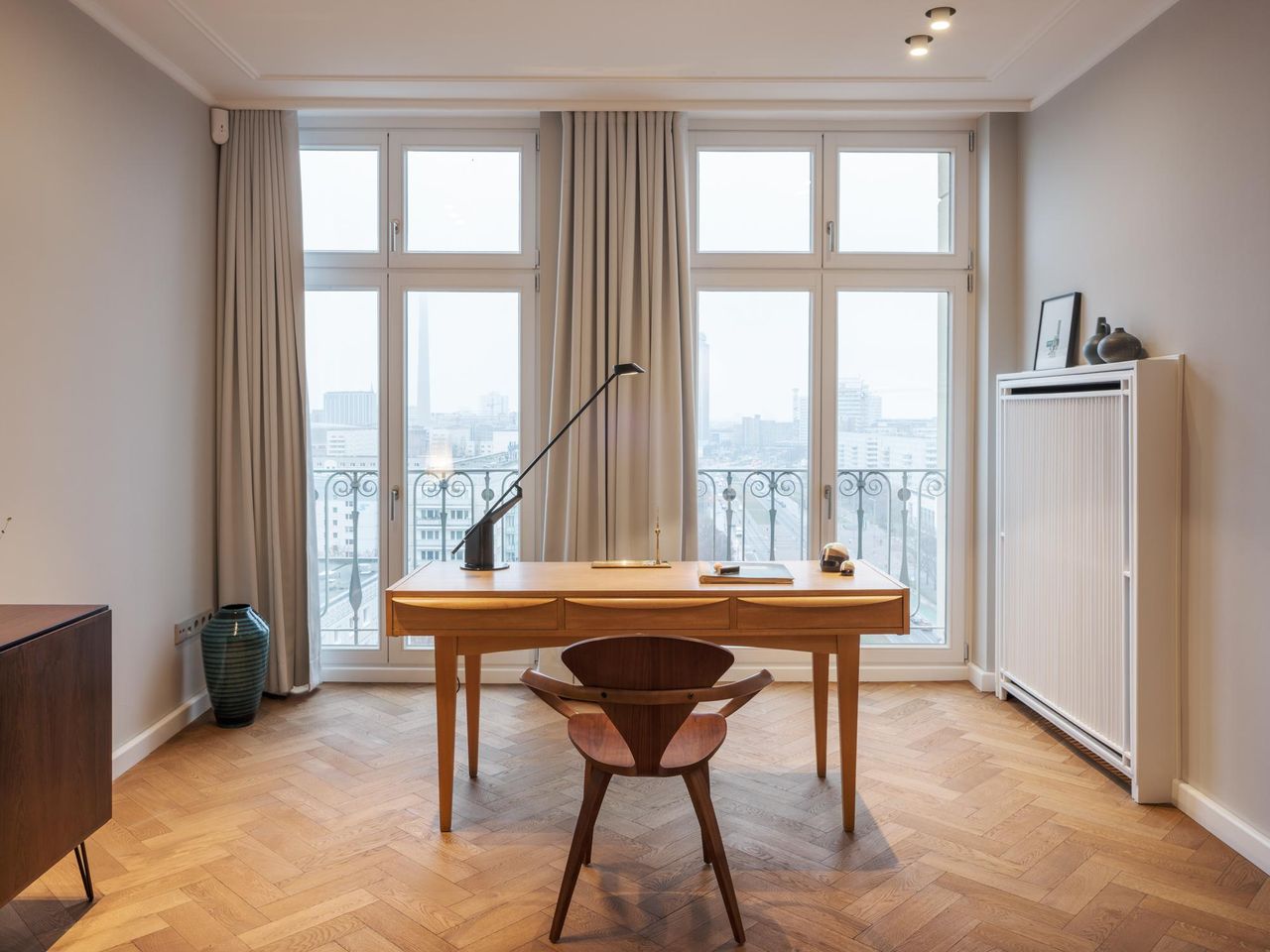 Berlin Mobiles Arbeiten Wohnung Design-Apartment über den Dächern Berlins image 5