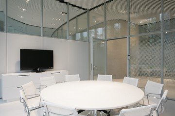 Düsseldorf seminar rooms Meetingraum Sky Office Düsseldorf - Boardroom "Uranus" image 0