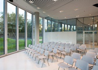 Düsseldorf seminar rooms Auditorium Sky Office Düsseldorf - The Auditorium image 0