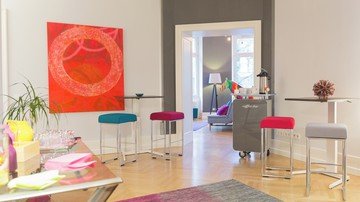 Frankfurt am Main conference rooms Meetingraum Hemsley Fraser - Trainingsraum Pink image 6