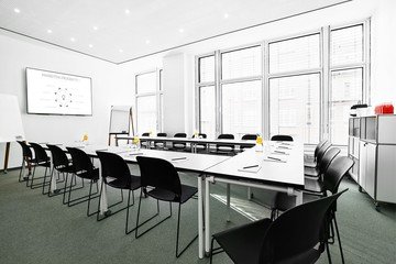 Hamburg seminar rooms Meetingraum BAZE Business Center - Seminar Room Winterhude image 0