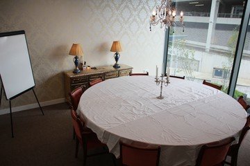 Manchester conference rooms Coworking Space Ziferblat Media City - Dining Room image 0