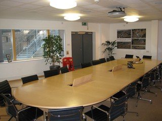 Greenhithe training rooms The Leigh Academy - Boardroom image 0