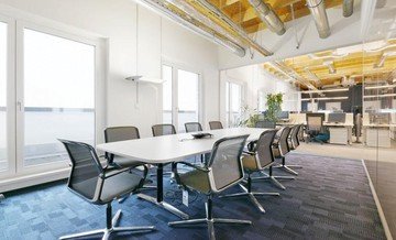 Berlin Meeting room Konferenzraum im Dachgeschoss des Cross Media Centers image 0