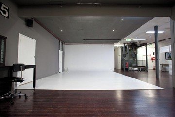 Melbourne workshop spaces Studio Photo Glow Studios - G79 image 13