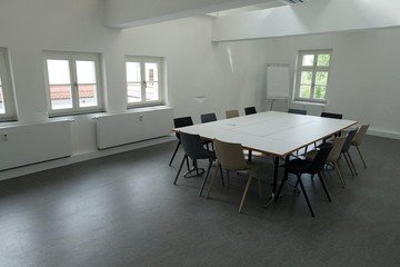 Dresden Meeting room Pretzel 1724 image 0